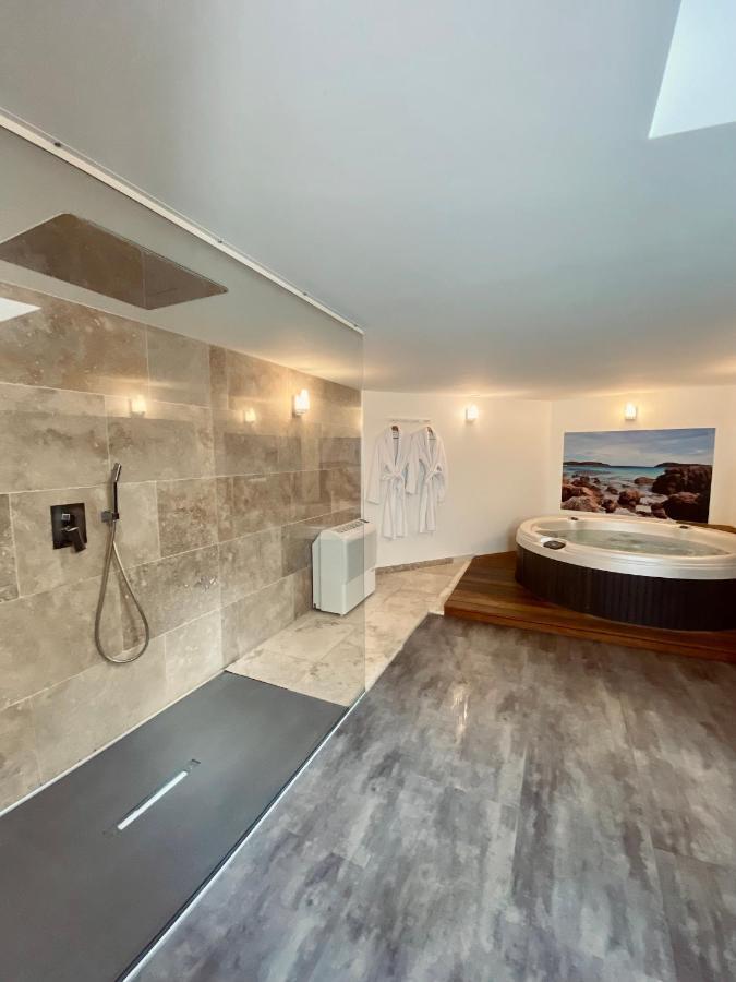 Mieuxqualhotel Jacuzzi Privatif La Parenthese Bordeaux Exterior photo